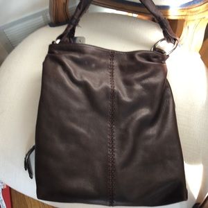 B Makowsky gorgeous leather bag like new